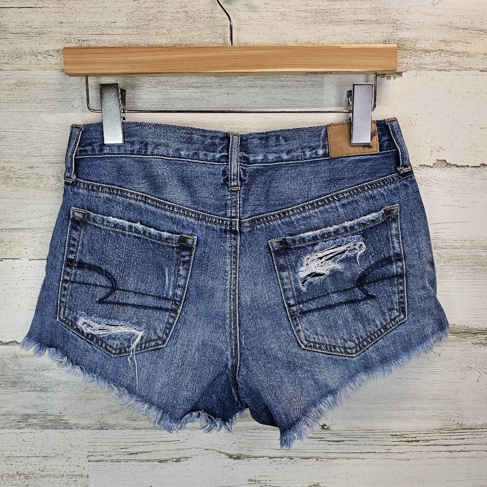 American Eagle Women's Vintage Hi-Rise Festival Jean Shorts Sz 2 Thrashed Boho - Picture 6 of 11